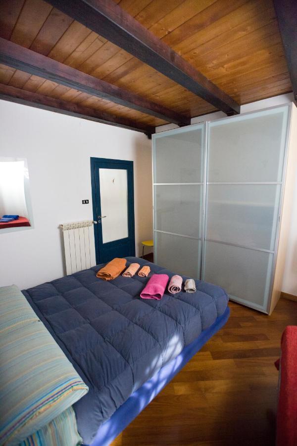 Sopra La Piazza Villa Agira Buitenkant foto